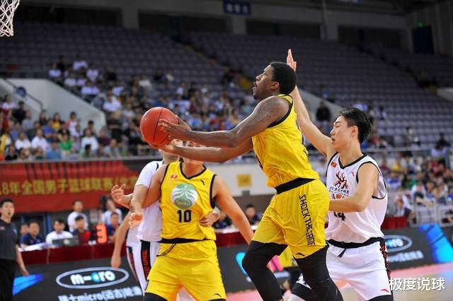 中国篮球再遭重创，职业联赛面临停摆，姚明无可奈何(1)