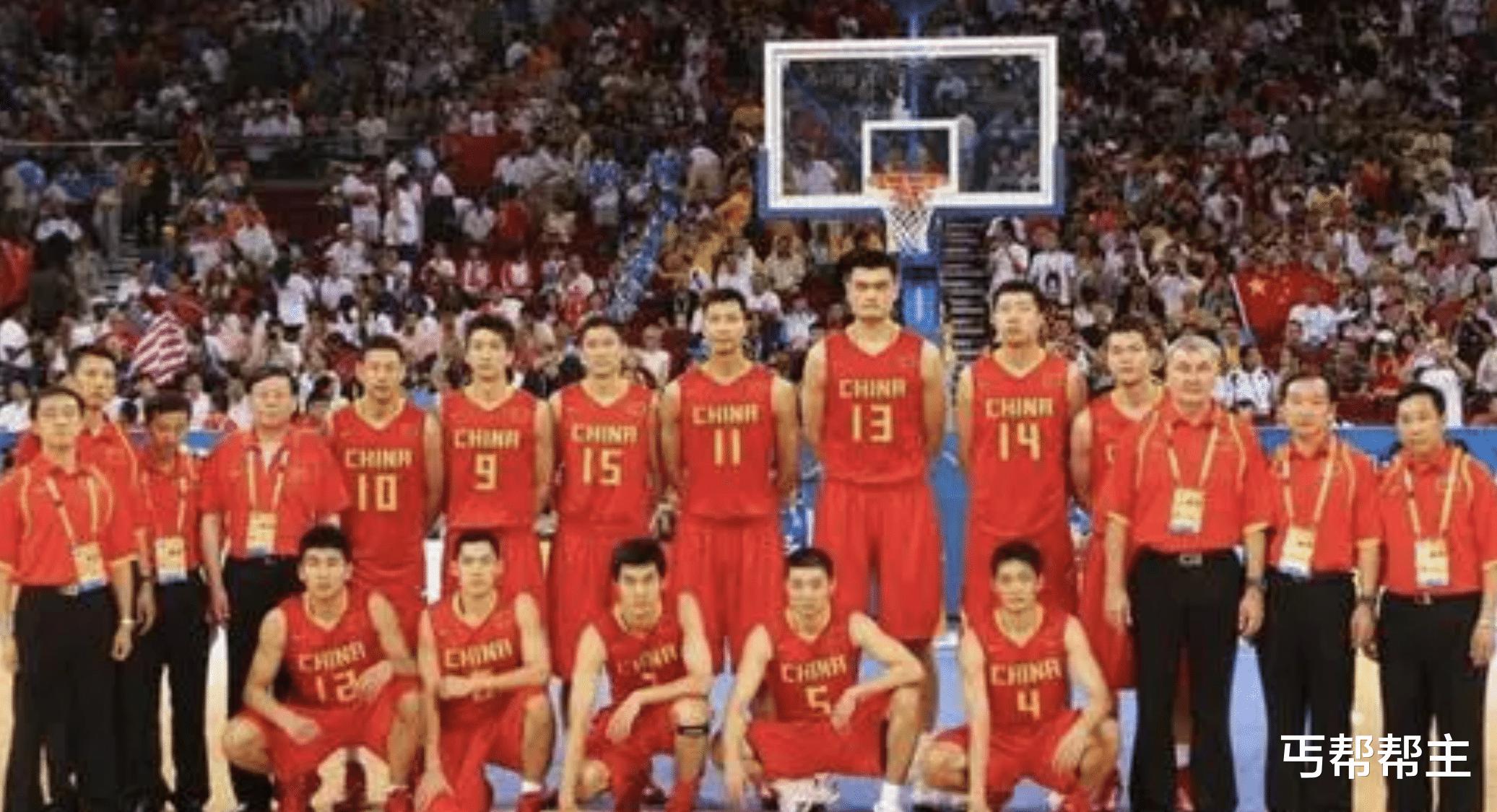 不出意外，中国男篮冲击明年世界杯8强，必须使用以下最强阵容！