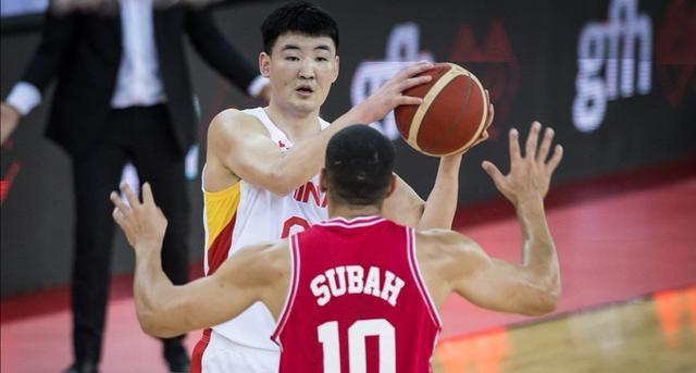 中国男篮战胜巴林正负值排名，顾全全队第一，一共3名球员是负分