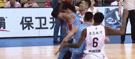 阿弥陀佛！苏伟青训王骁辉青年队教练，中国篮球前途无量(9)