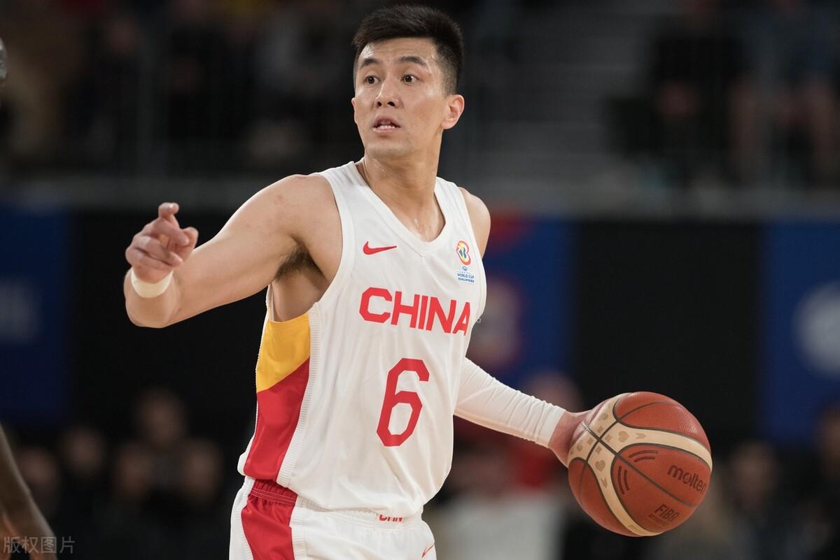 不是王哲林，不是郭艾伦，中国男篮新队长或是周鹏，乔帅有言在先(4)