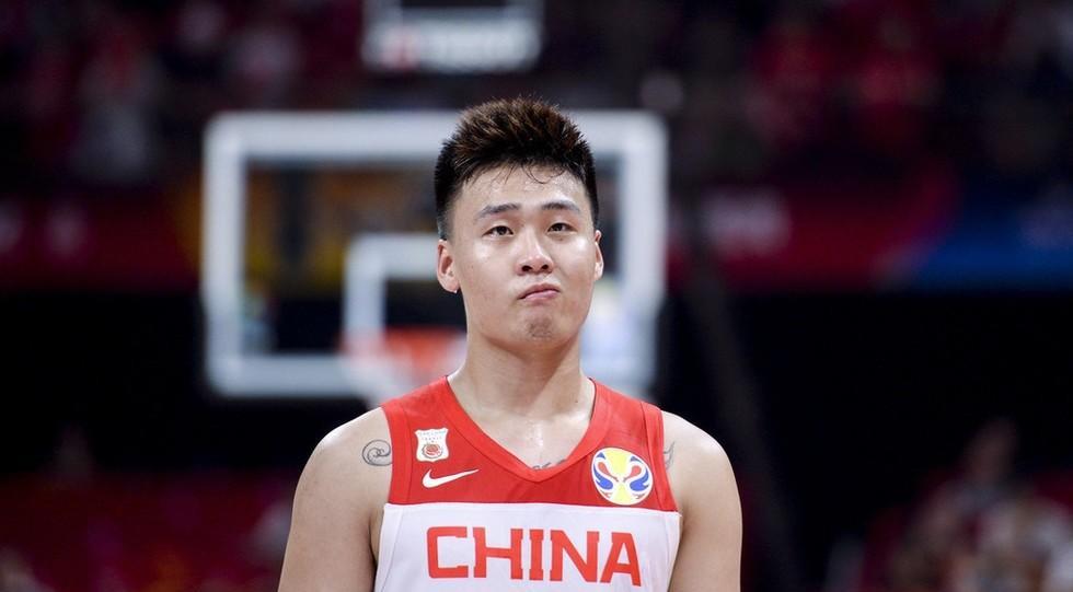 数据说乔帅的中国男篮，预测8人留下，赵睿胡明轩被淘汰理由(5)