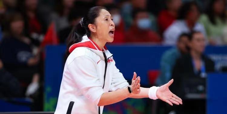 中国女篮冲世界第一！WNBA神锋+62分女詹姆斯，郑薇或掀翻美国队(2)