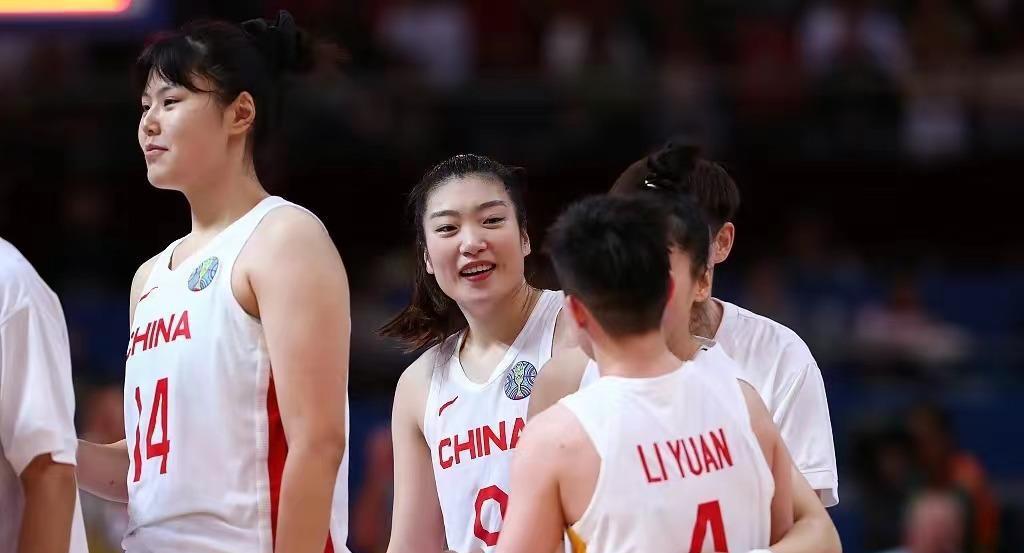 中国女篮冲世界第一！WNBA神锋+62分女詹姆斯，郑薇或掀翻美国队(6)