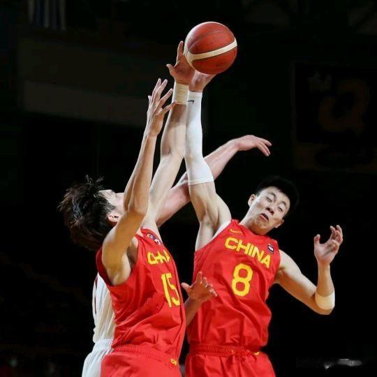 郭昊文宣布退出NBA选秀！差距明显！中国篮球的未来在哪？(4)