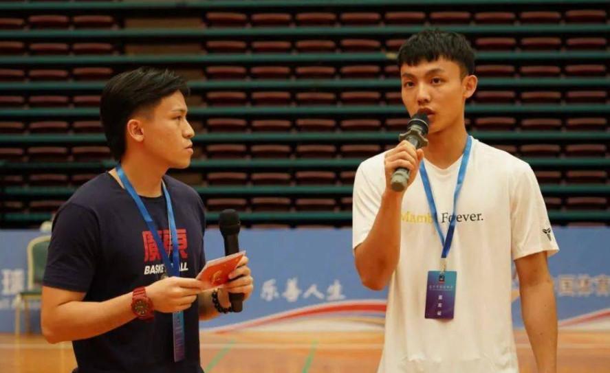 男篮：广东体育频道透露，徐杰将会在下一场比赛满血回归