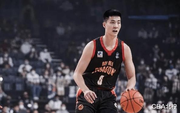 CBA三消息：上海名宿宣布退役，朱松玮考虑回归，张镇麟头撞篮板(2)