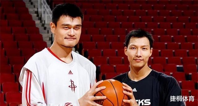 尤纳斯：不偏不倚在中国男篮史上，唯有三人无愧于篮球典范(3)