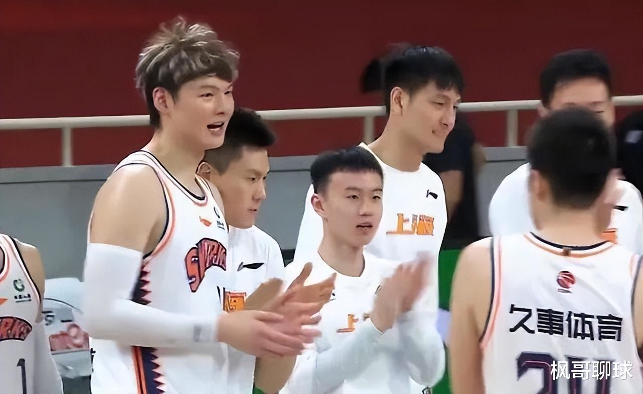 中国男篮世界杯抽签即将开始，归化突生变故，李春江正式离队