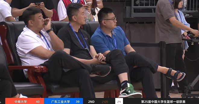 陈国豪25+10+5+2带队再进决赛，他和广东队会渐行渐远吗？(4)