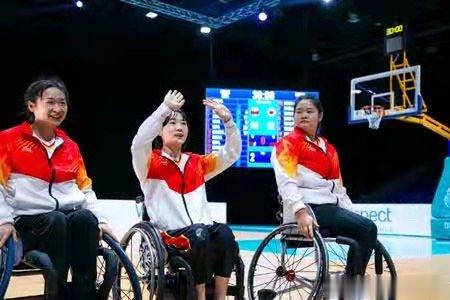 铿锵玫瑰！中国轮椅篮球官方晒出昨日与日本队赛场照#篮球##中国轮椅篮球[超话]#(1)