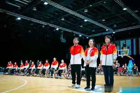 铿锵玫瑰！中国轮椅篮球官方晒出昨日与日本队赛场照#篮球##中国轮椅篮球[超话]#(4)