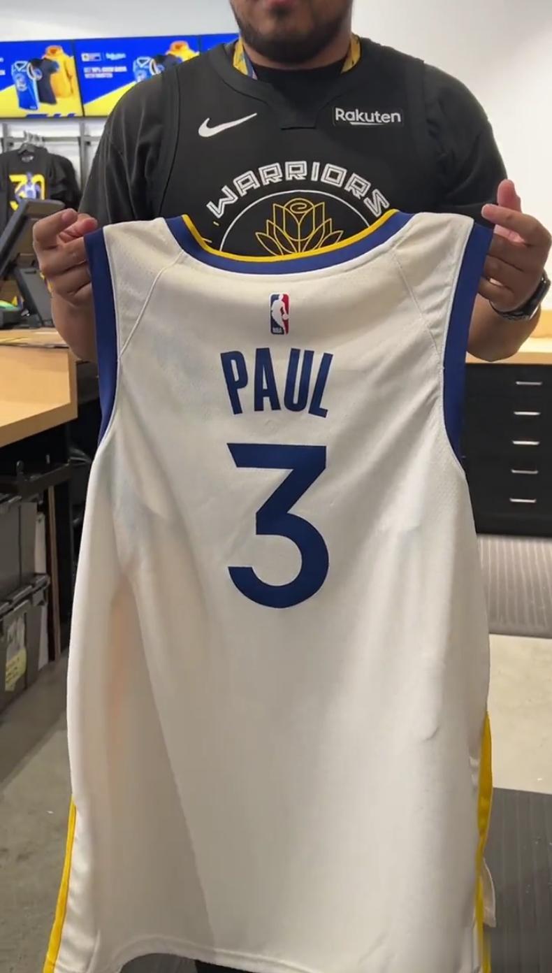 克里斯保罗的勇士3号球衣开印了，尽管如此，依旧很不真实。
遥想2018年西决火勇(6)