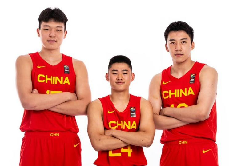 上海真豪，给U19中没有东家的球员都报了价
CBA联赛中，最豪的应该就是上海男篮