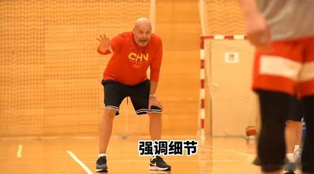 中国男篮训练全过程！周琦伤势无大碍，全力备战斯洛文尼亚(4)
