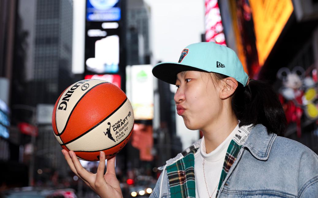 女版姚明韩旭，梦想一枚大运会金牌，追梦篮球，为国效力，好样的(17)