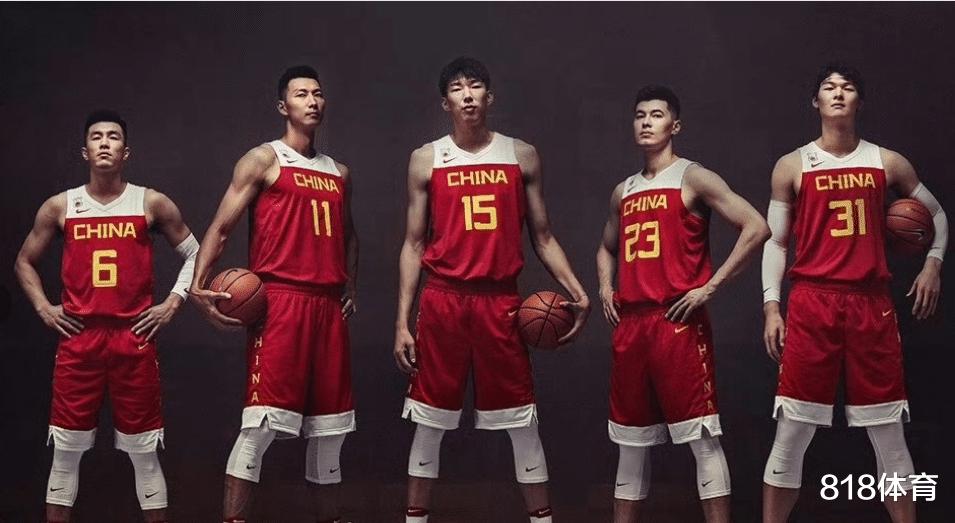 苏群：中国男篮放弃郭艾伦控卫打法 会比19世界杯输得更惨(4)