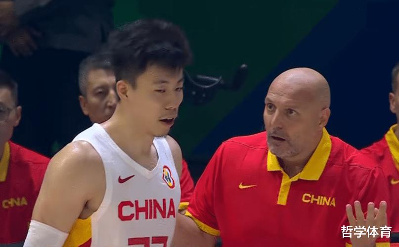 中国男篮2连败！一共输62分，球迷10问乔尔杰维奇(4)