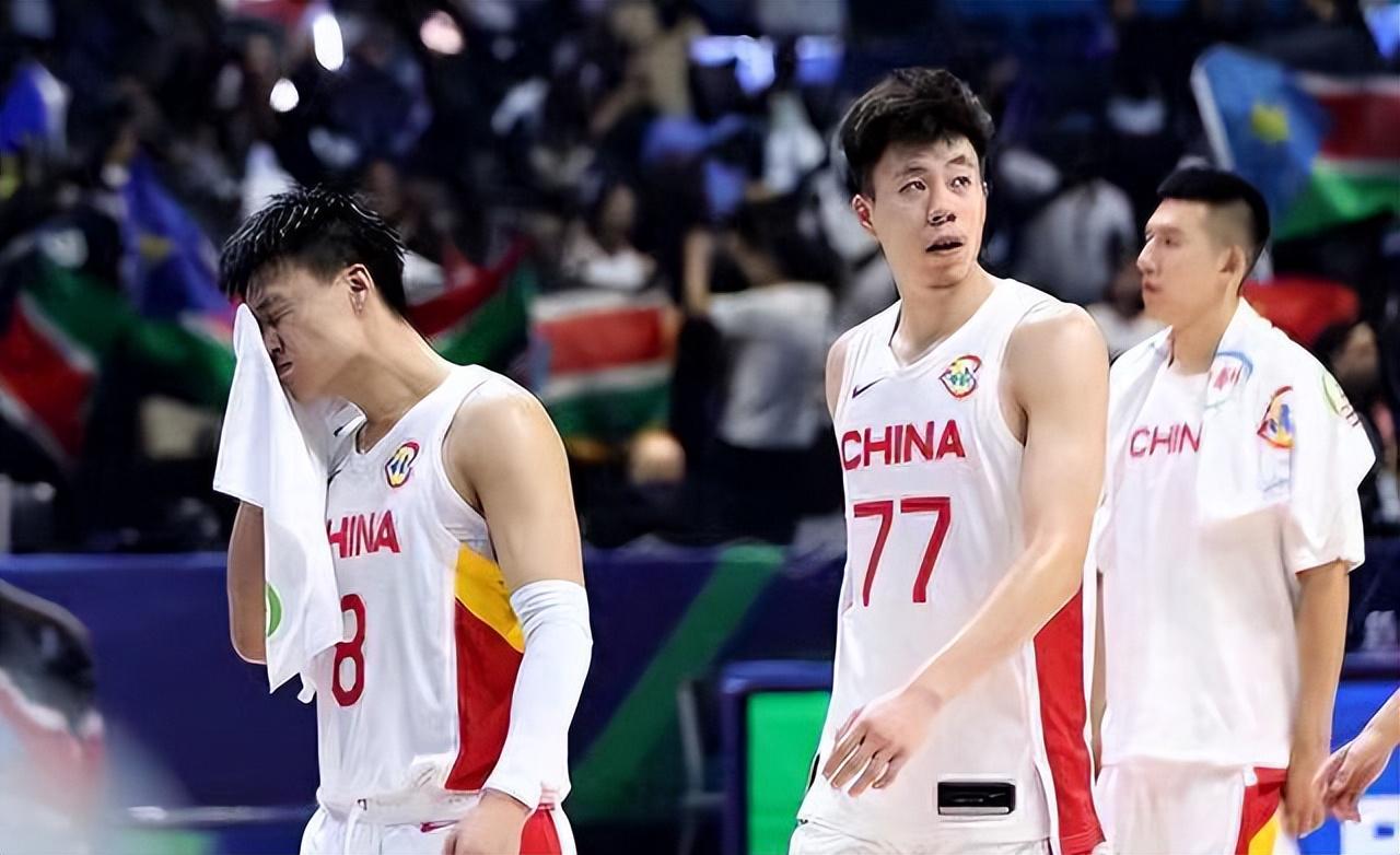 归化第二名NBA球员即将加盟中国男篮，男篮雄起