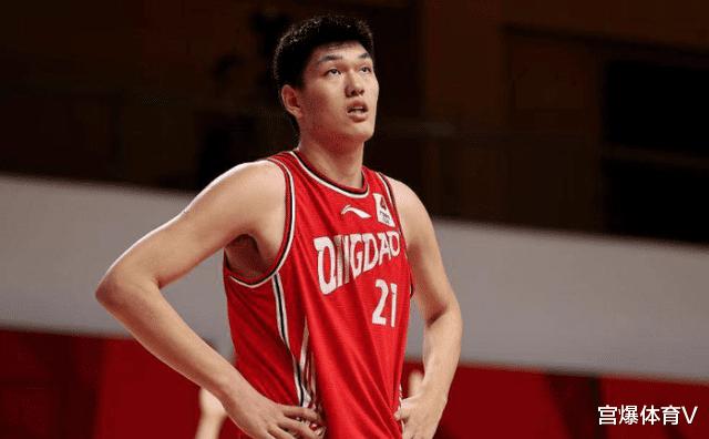 正式官宣！刘传兴完成签约，携手NBA名将，全力冲击总冠军(2)