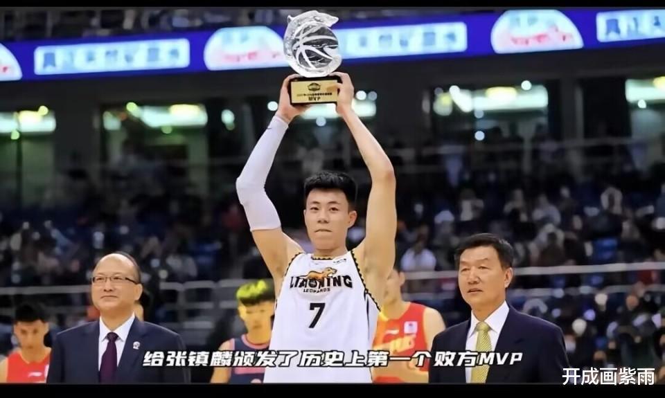 战胜省队，中国男篮夺铜引球迷不满！赵继伟作为一个男人，流泪了(2)