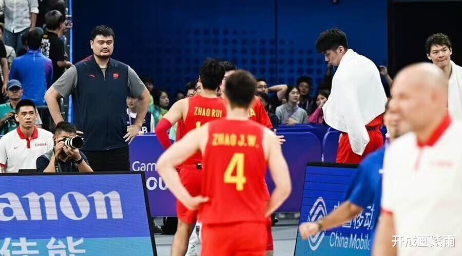 战胜省队，中国男篮夺铜引球迷不满！赵继伟作为一个男人，流泪了(5)