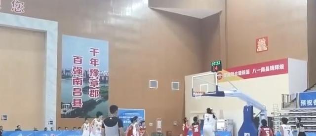 中国16岁女篮新星表现抢眼，两场比赛砍下76分(4)