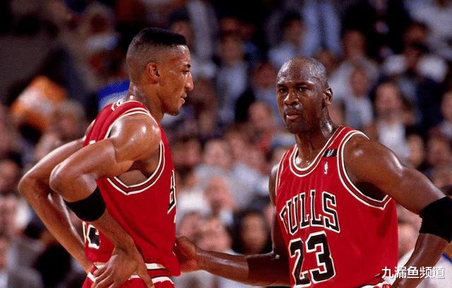 贾巴尔跟乔丹是各自时代的王者，NBA的辉煌他们成就功不可没(2)