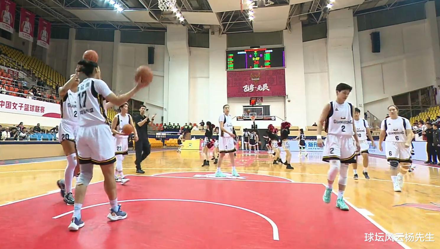 WCBA常规赛第14轮，广东女篮88-64大胜江苏女篮，黄思静三分球突破1000分