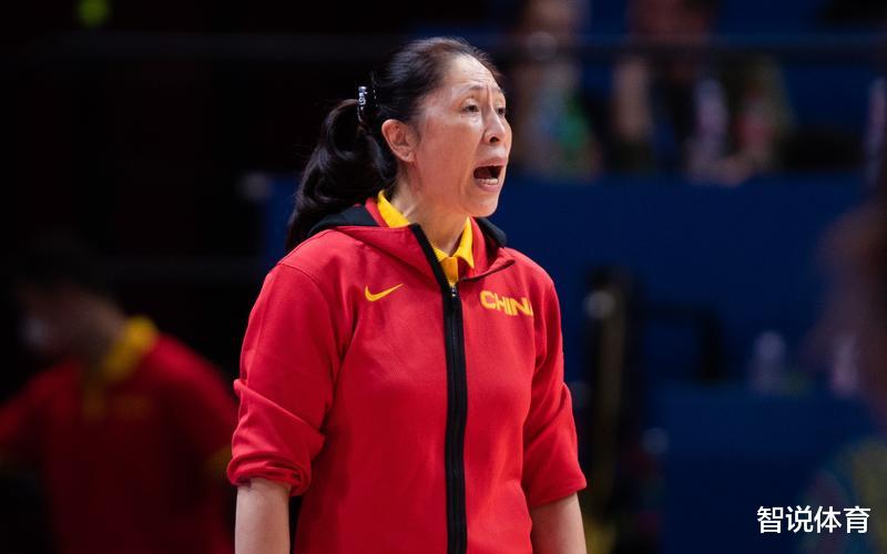 中国女篮奥预赛名单浮现：12人基本敲定8人，6悍将竞争余下4席