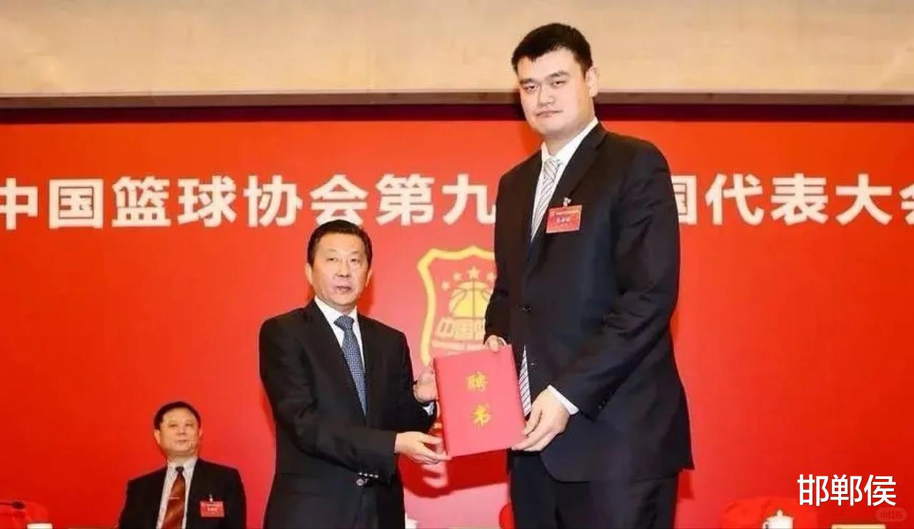 姚明上任篮协主席8年以来，中国男篮成绩怎么样？(1)