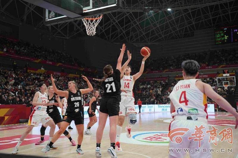 中国女篮赢得奥运资格赛首胜 队员韩旭：陕西球迷太热情！(1)