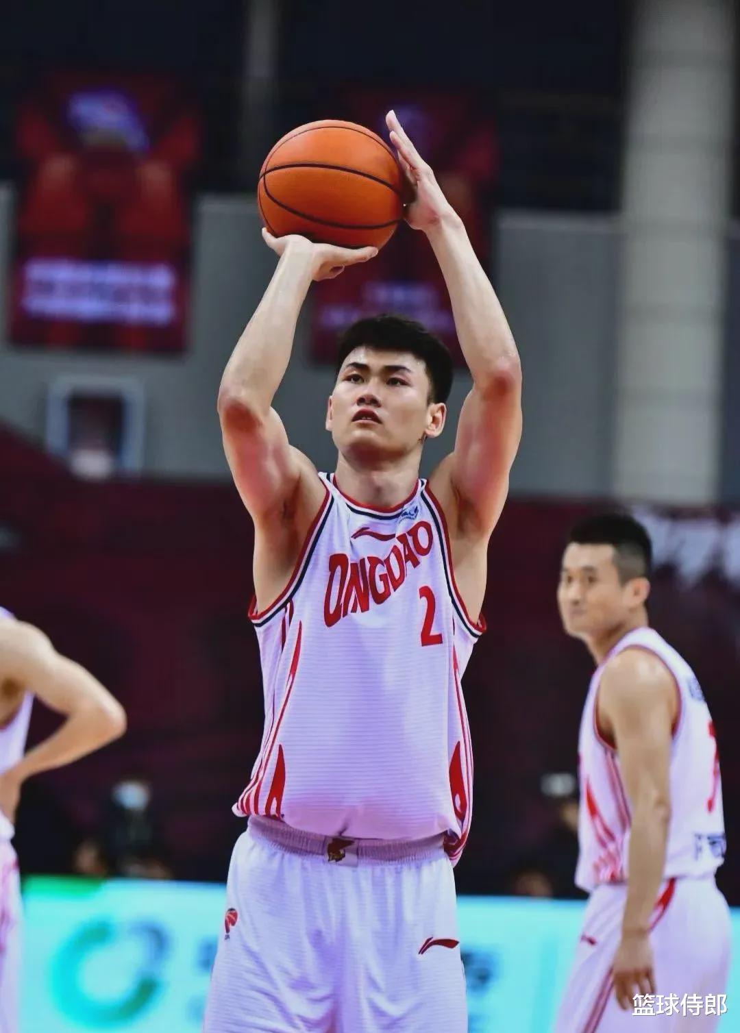 看了中国男篮14人名单，才发现王睿泽CBA史上最强二轮秀名副其实(4)