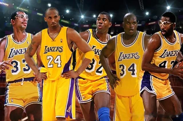 NBA五个位置上的得分最多的球员分别都是谁？小前锋差距最大(5)
