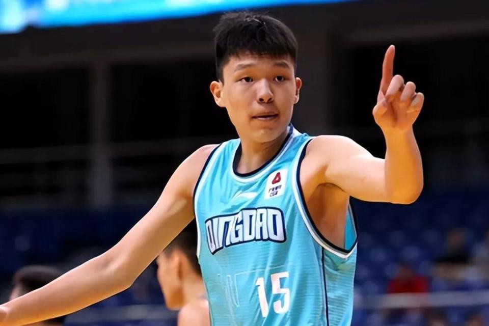 次轮38顺位！恭喜中国男篮，恭喜灰熊，苦等6年，他终于要打NBA了(3)