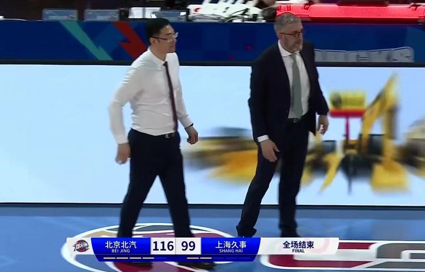 季后赛冲突不断！4巨星受伤，最水教练被揪出，辽宁广东对手出炉(1)