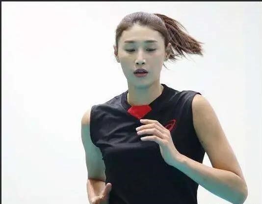 韩国女排为夺亚锦赛冠军，改赛制取消1/4决赛，这仅是黄粱一梦(4)