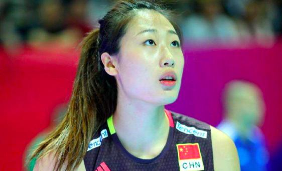 世界冠军为中国女排主动牺牲，郎平用心良苦，仍把奥运大门向她敞开(2)