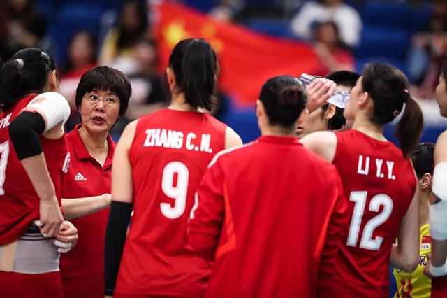 中国女排神兵天降！世界杯贡献37分，两环节抢眼，该感谢郎平(4)
