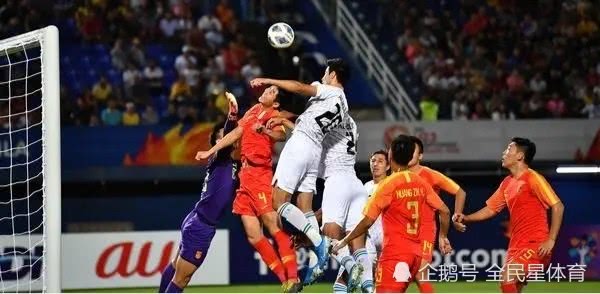 越南媒体嘲讽中国足球：把足球当工作，有钱的“笨蛋”，网友：有道理！(5)