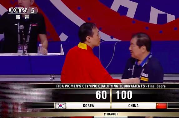 最后1.1秒中国砍第100分，韩国趁中国庆祝想偷袭，被女篮奇兵破坏(4)