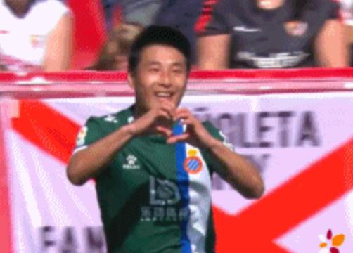 破纪录！武磊超越国足恩师李铁，3个进球攻破西甲第2第3和第5(2)