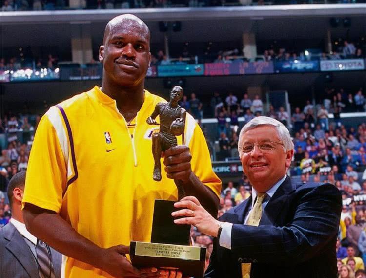 98年的MVP是乔丹，2000年的MVP是奥尼尔，那99年的MVP是谁(2)