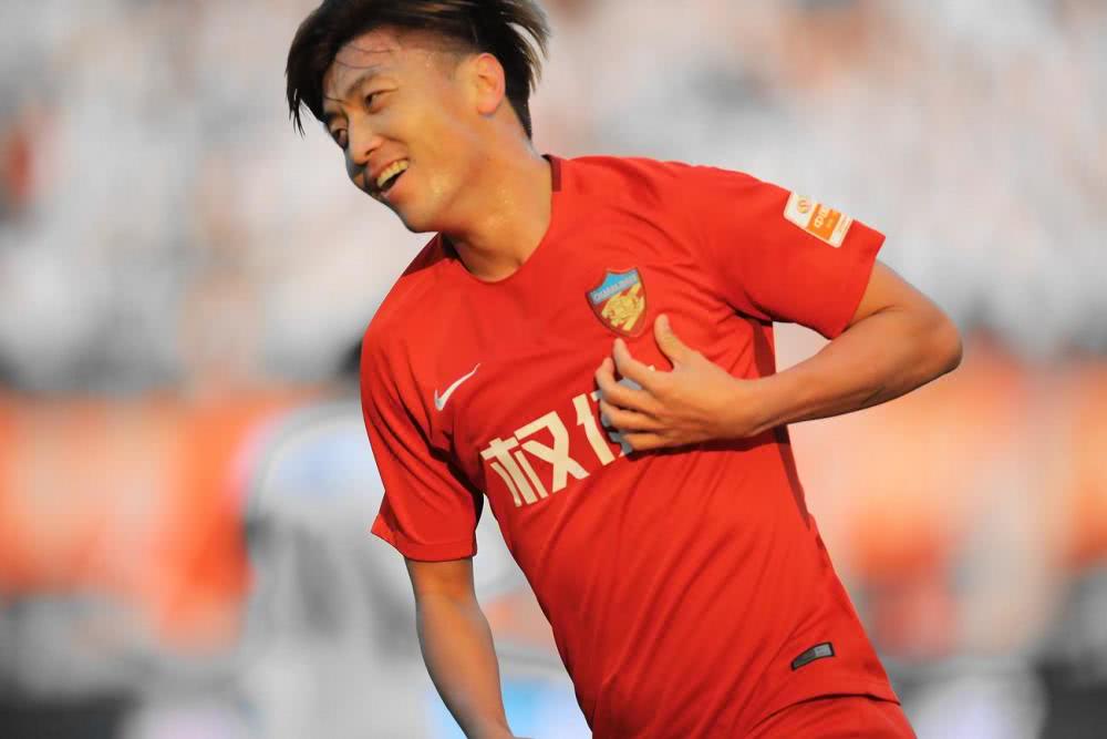 中国足坛现役实力最强的四大前锋 他们能代表中国足球顶级实力吗(2)