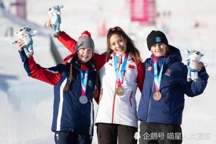 她放弃美籍，加入中国籍，17岁天才滑雪少女，为中国摘金夺银！(5)