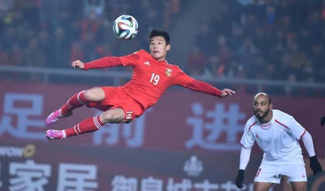 武磊的球技和成绩 是今天中国足球 唯一值得期待的一丝亮光(1)