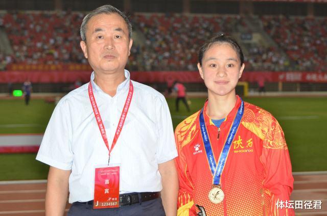 喜报！田径20岁女天才横空出世 百米11秒47夺冠 排在中国00后第一(9)