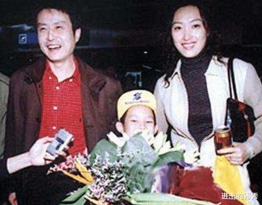 奥运冠军教练陈忠和，二婚与女徒弟结婚，妻子李东红婚前遇2个障碍(6)