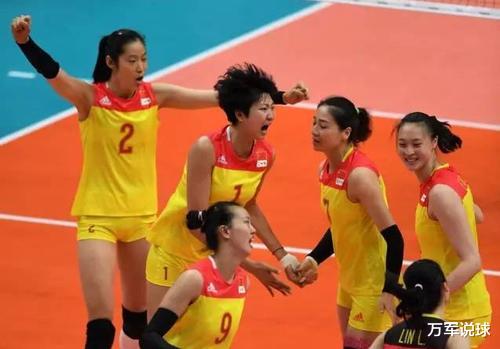 中国女排再次蝉联世界第一，郎平朱婷笑了，球迷：珠联璧合(4)