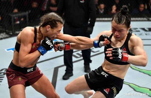 双杀乔安娜的UFC名将侮辱张伟丽：她缺乏技巧和智慧，防守意识差(4)